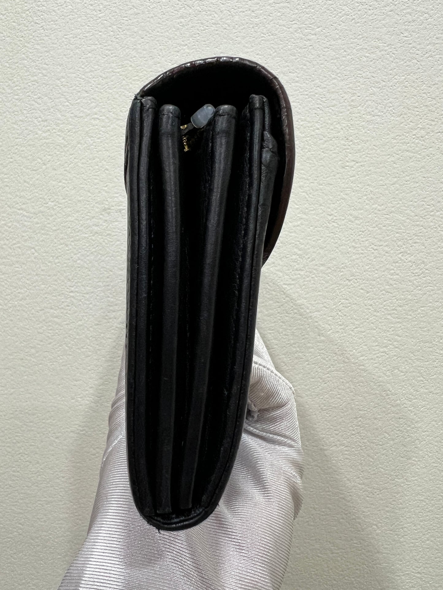 LOUIS VUITTON Wallet Mahina Leather Amelia