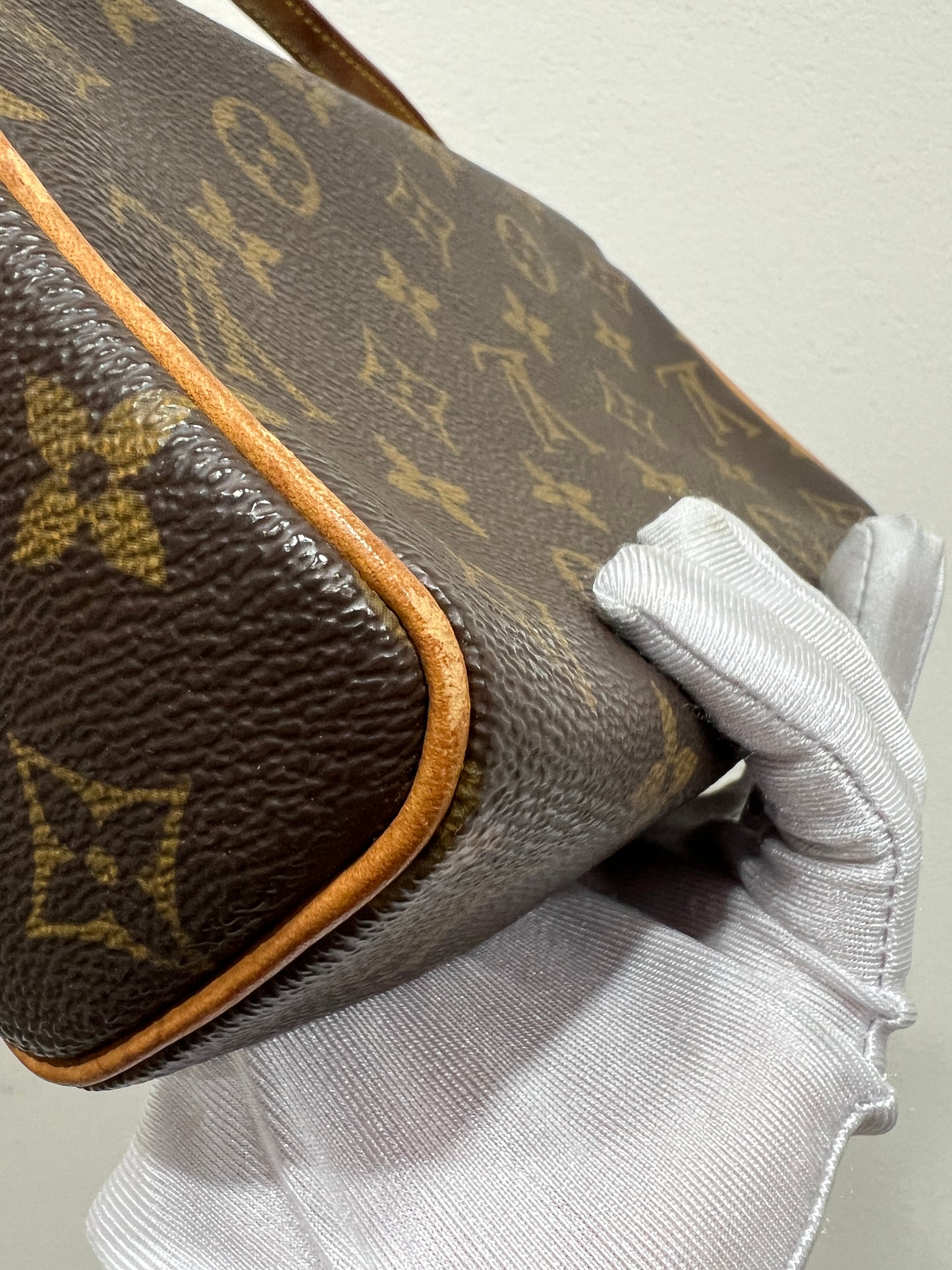 LOUIS VUITTON Recital Bag