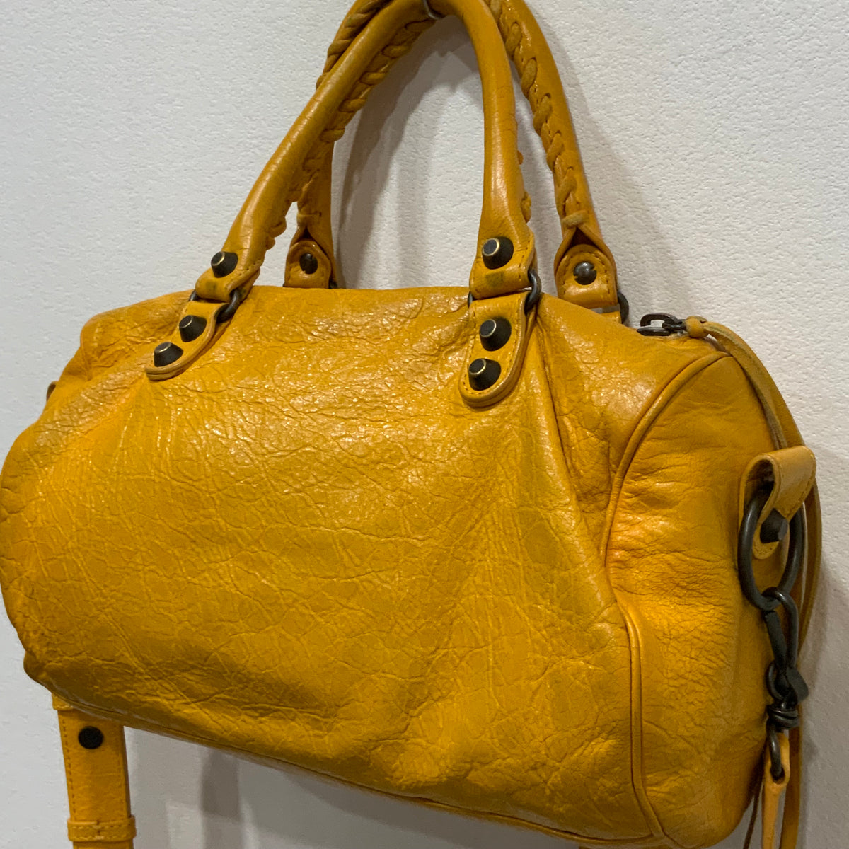 BALENCIAGA Classic Twiggy Bag 25cm Mango/Mangue Color