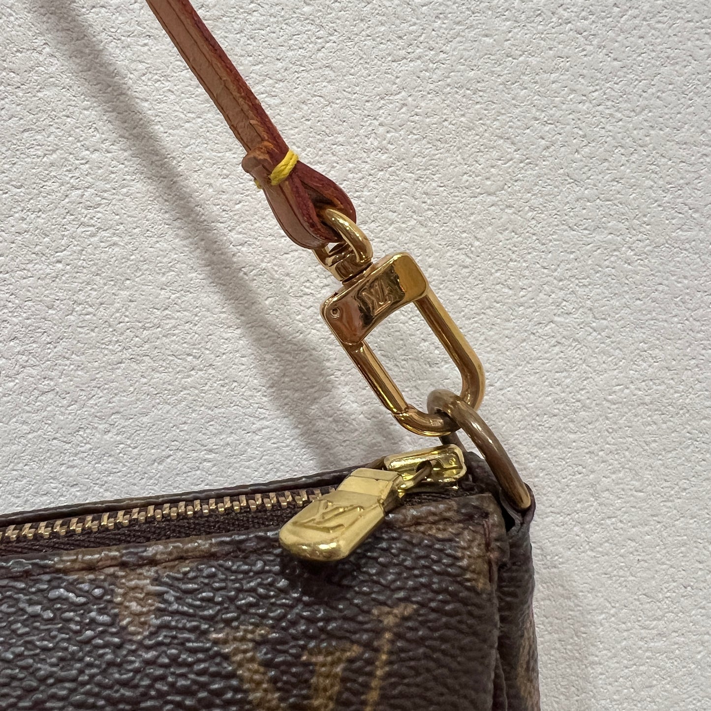 LOUIS VUITTON Accessory Pouchette