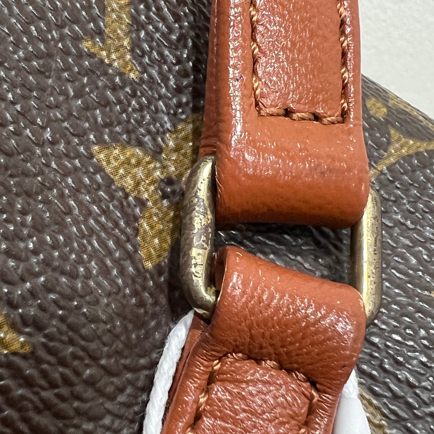 LOUIS VUITTON Papillon Monogram 30cm