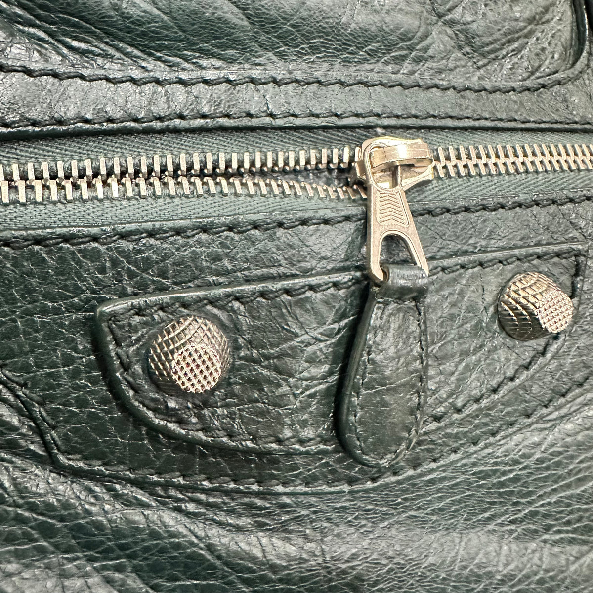 BALENCIAGA  Green City Bag Long Strap