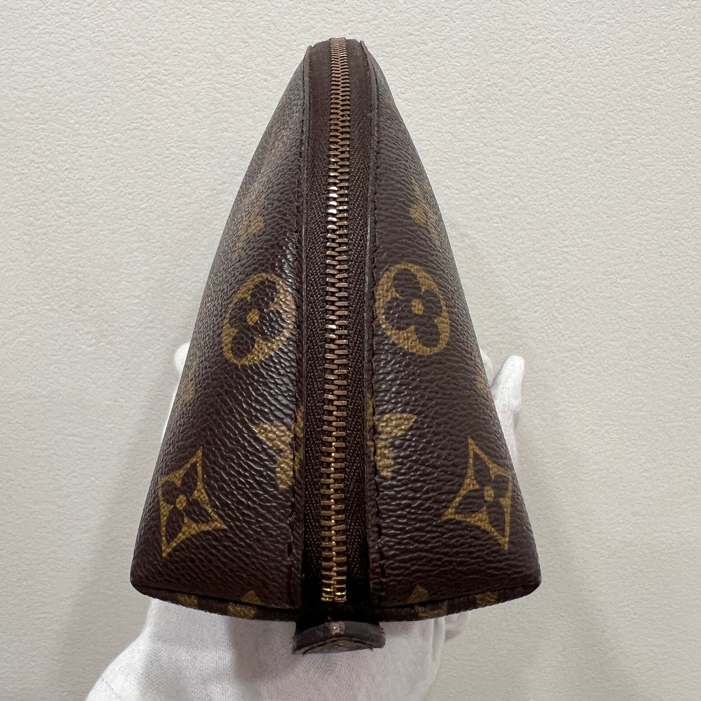 LOUIS VUITTON Toiletry Pouch