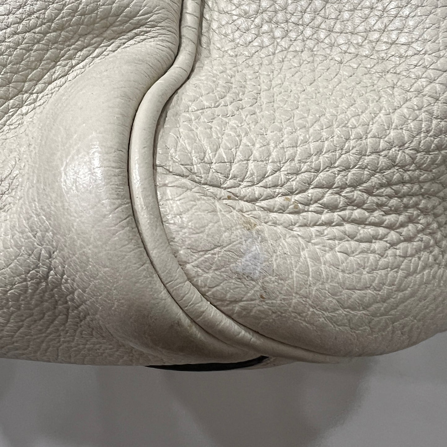 GUCCI Gucci Bamboo White Leather Handbag Shoulder Bag (strap not included)