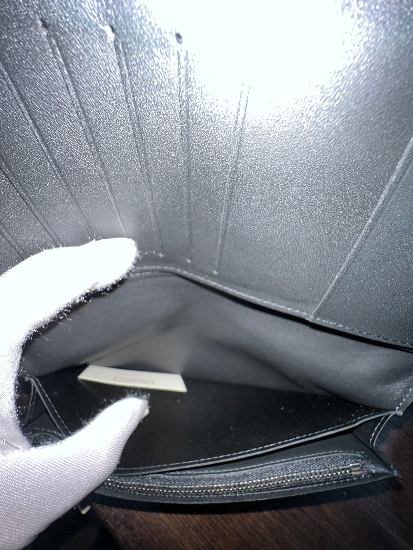 LOUIS VUITTON Brazza Wallet