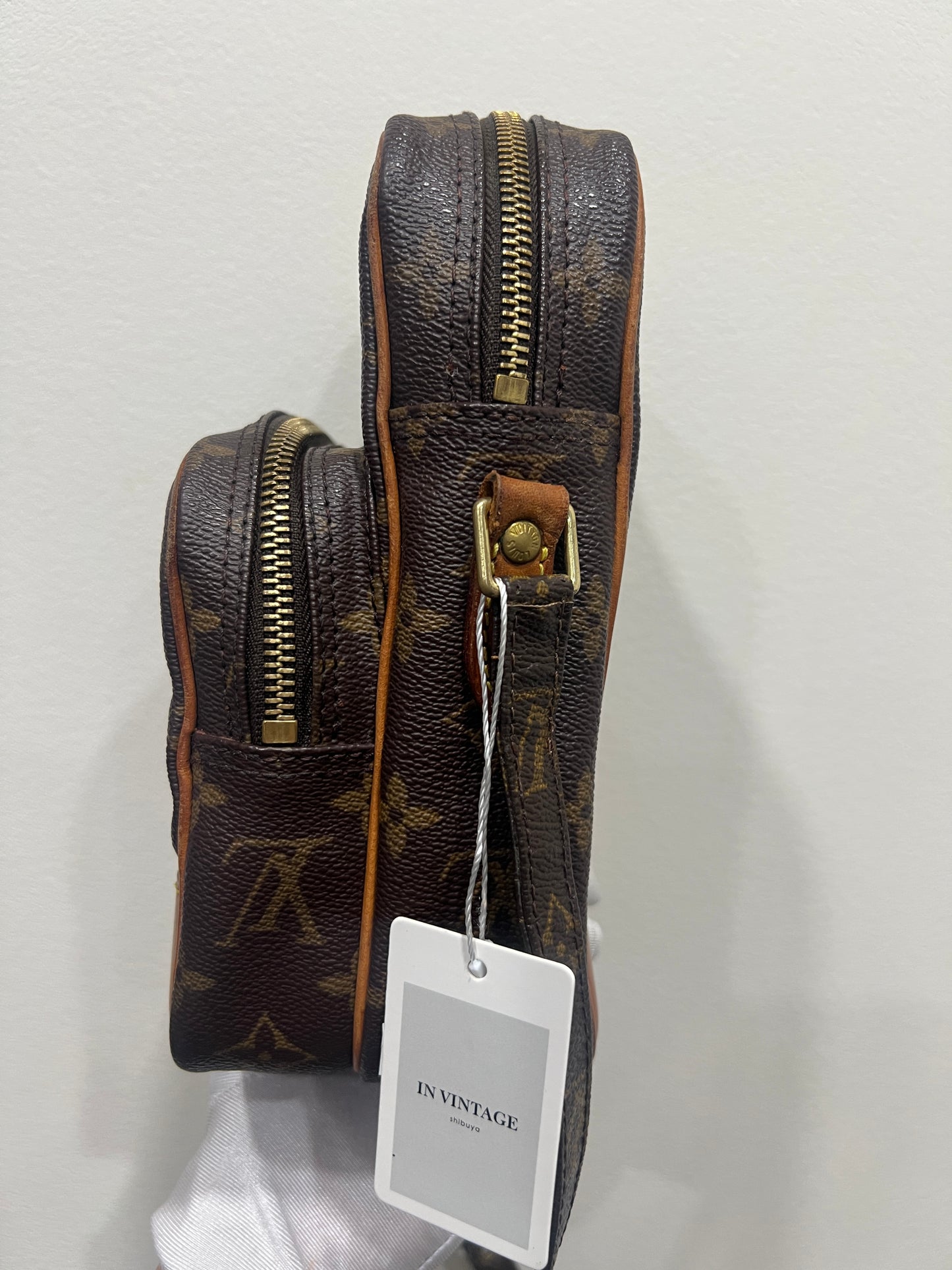 LOUIS VUITTON Amazone Crossbody