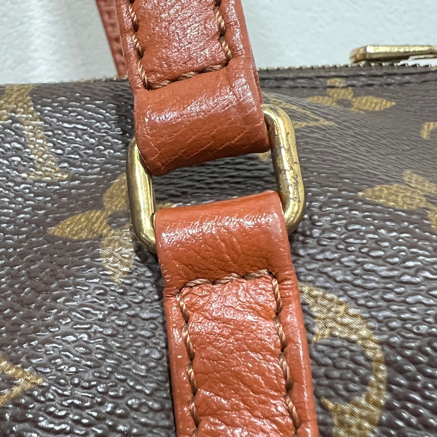 LOUIS VUITTON Papillon 30cm