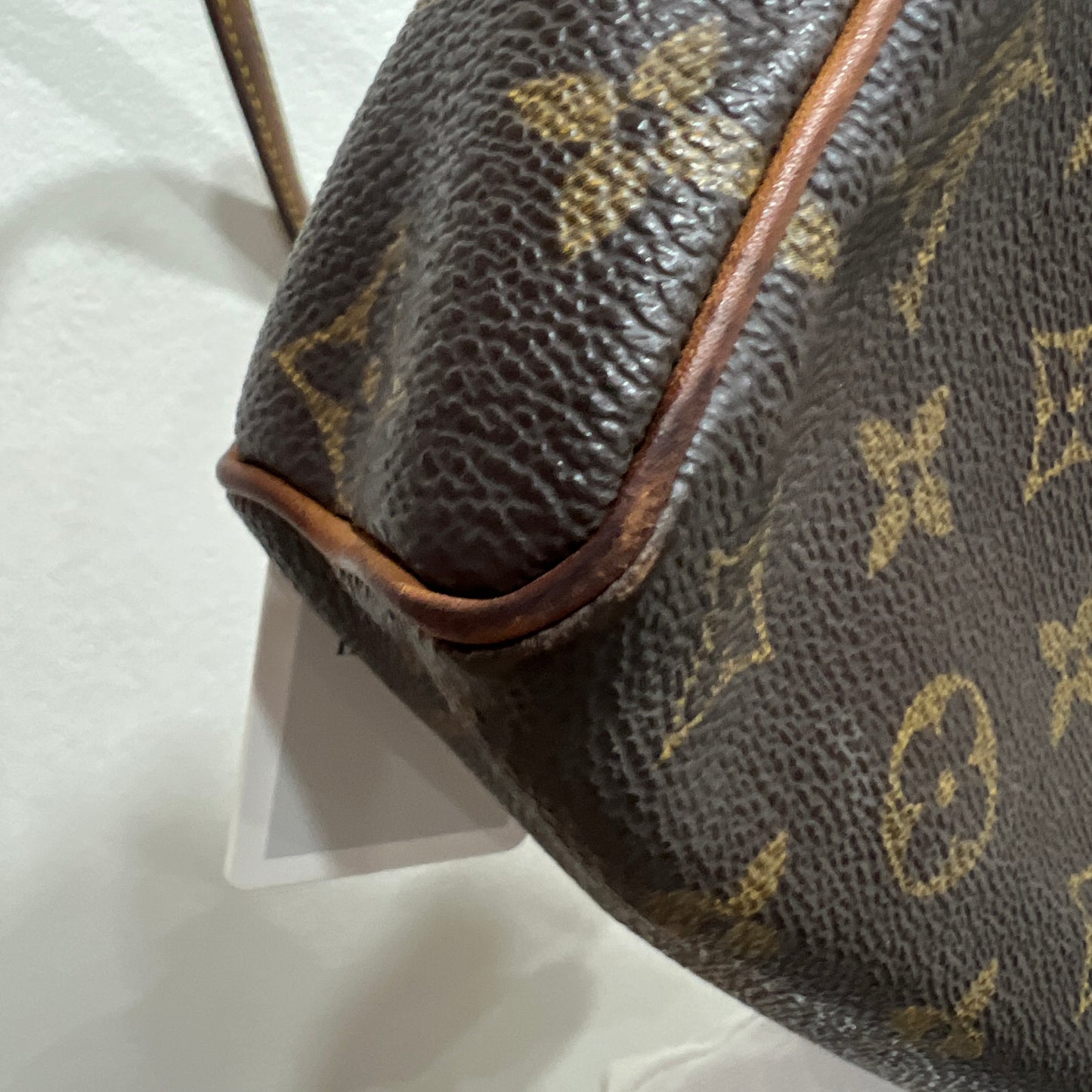 LOUIS VUITTON Recital Monogram