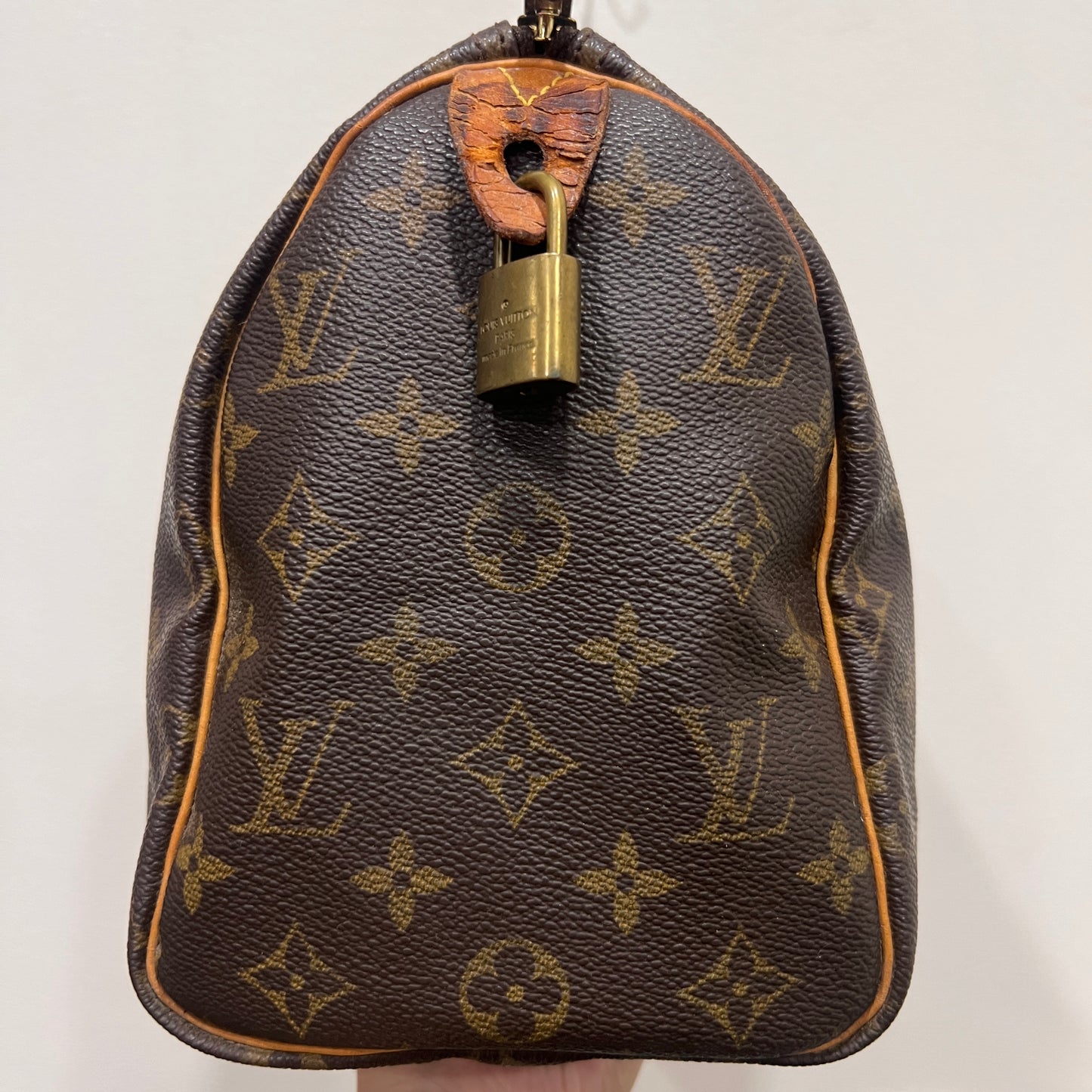 LOUIS VUITTON Speedy 25cm