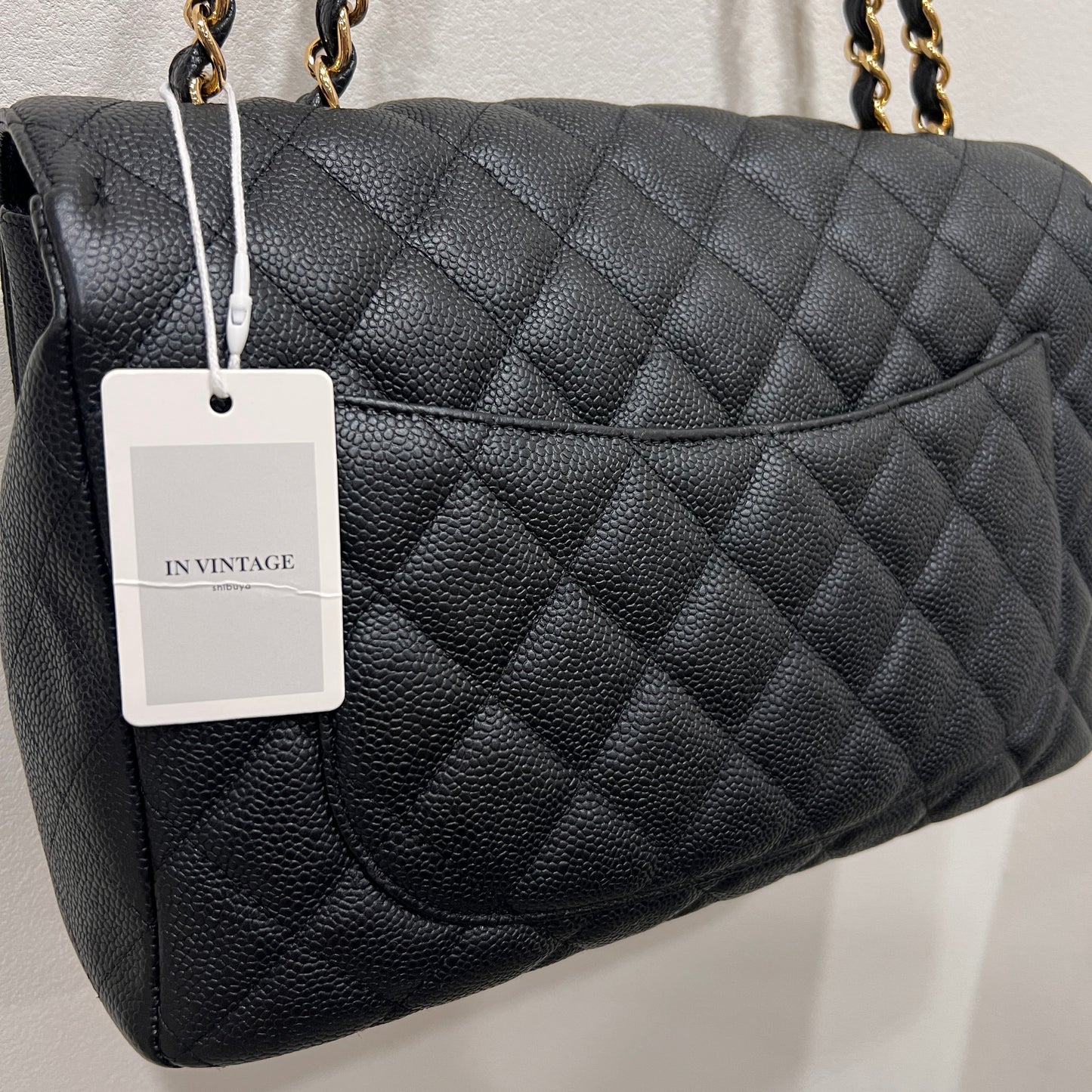 CHANEL Classic Caviar Jumbo Flap