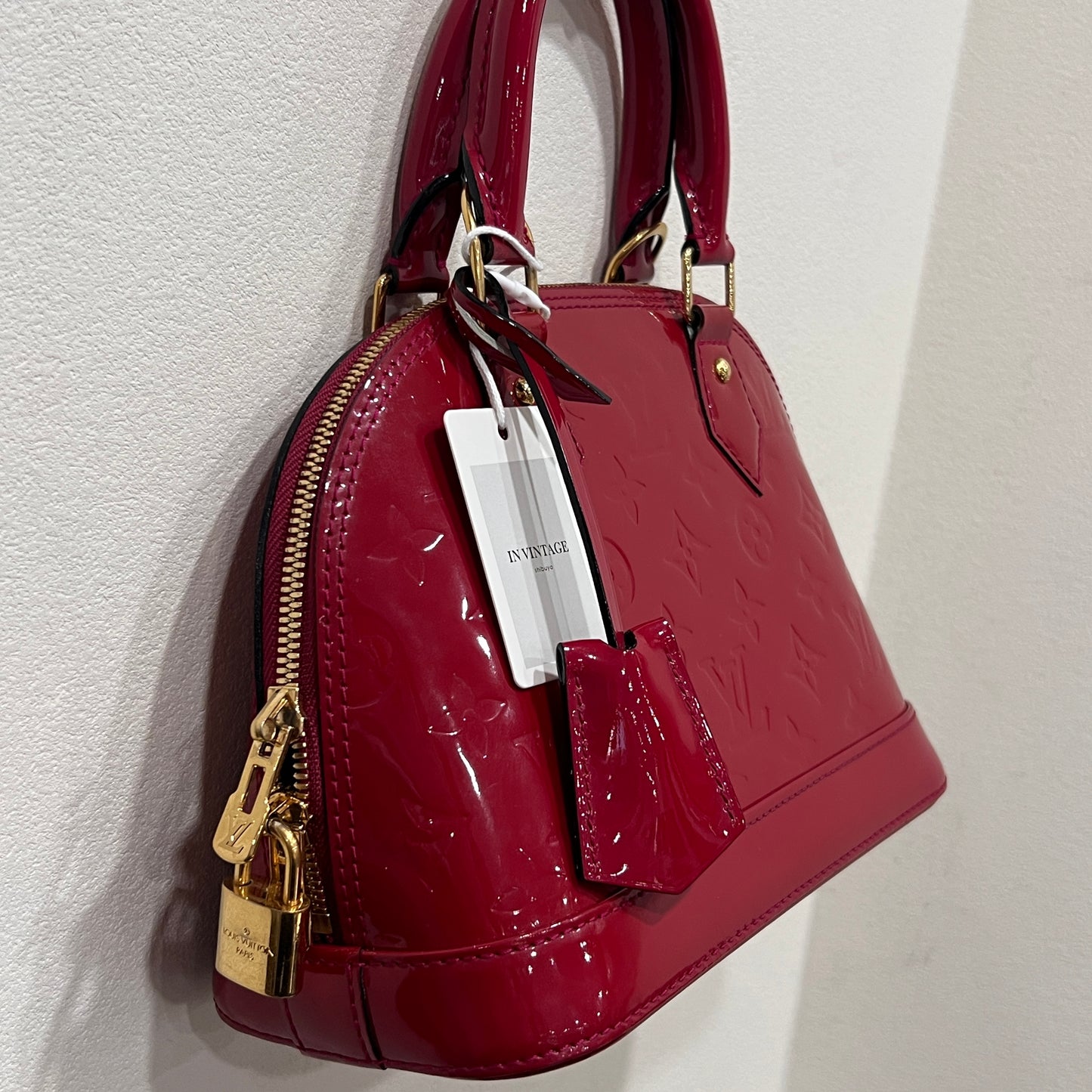 LOUIS VUITTON Red Alma BB