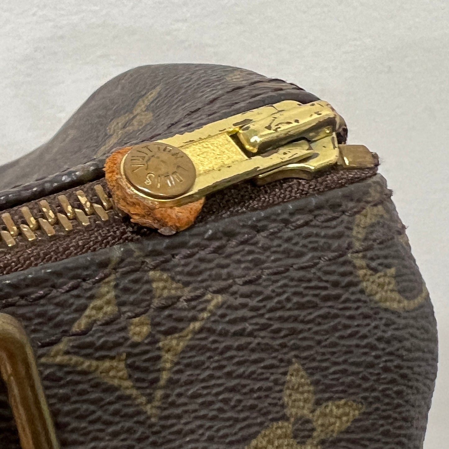 LOUIS VUITTON Speedy 25