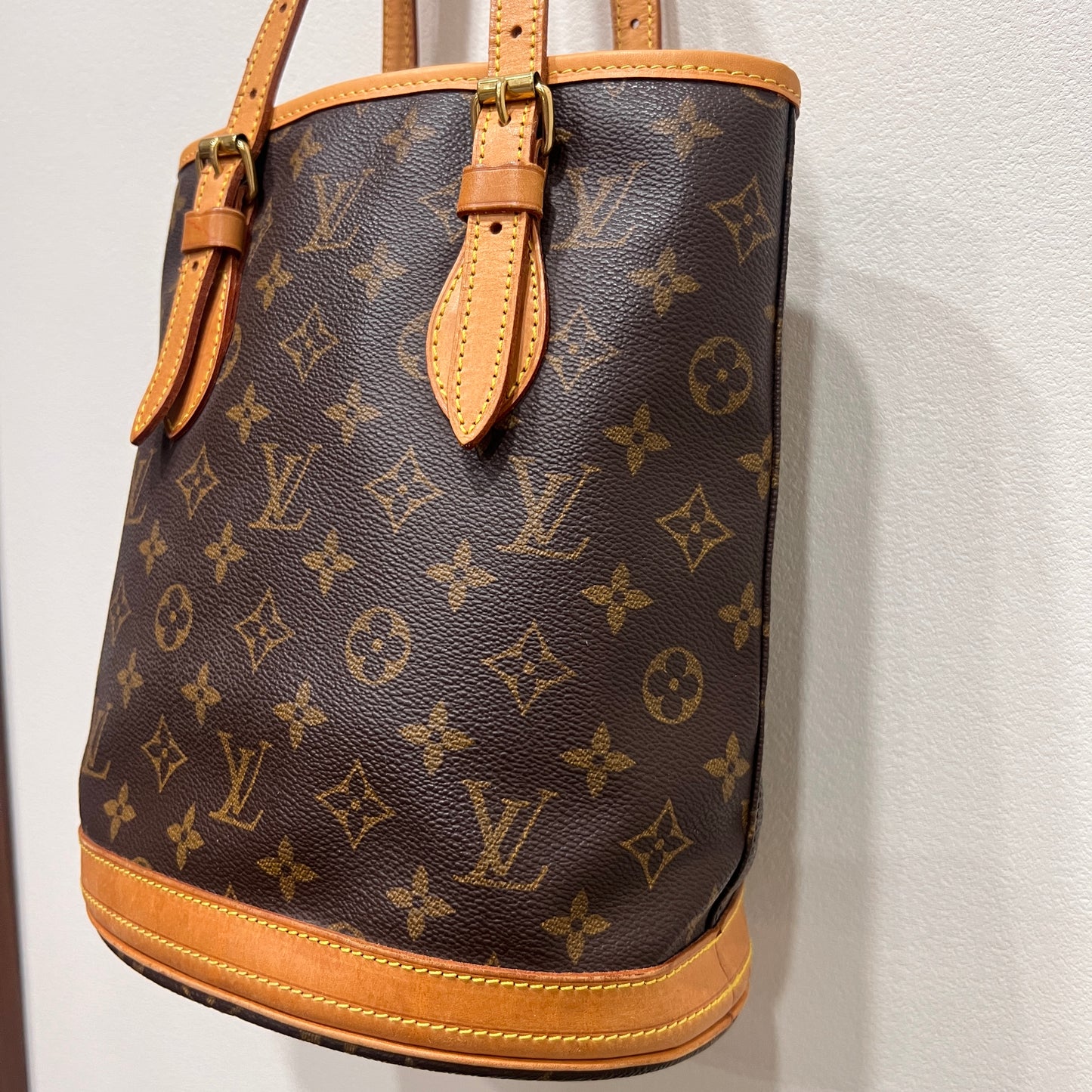 LOUIS VUITTON Bucket Bag PM
