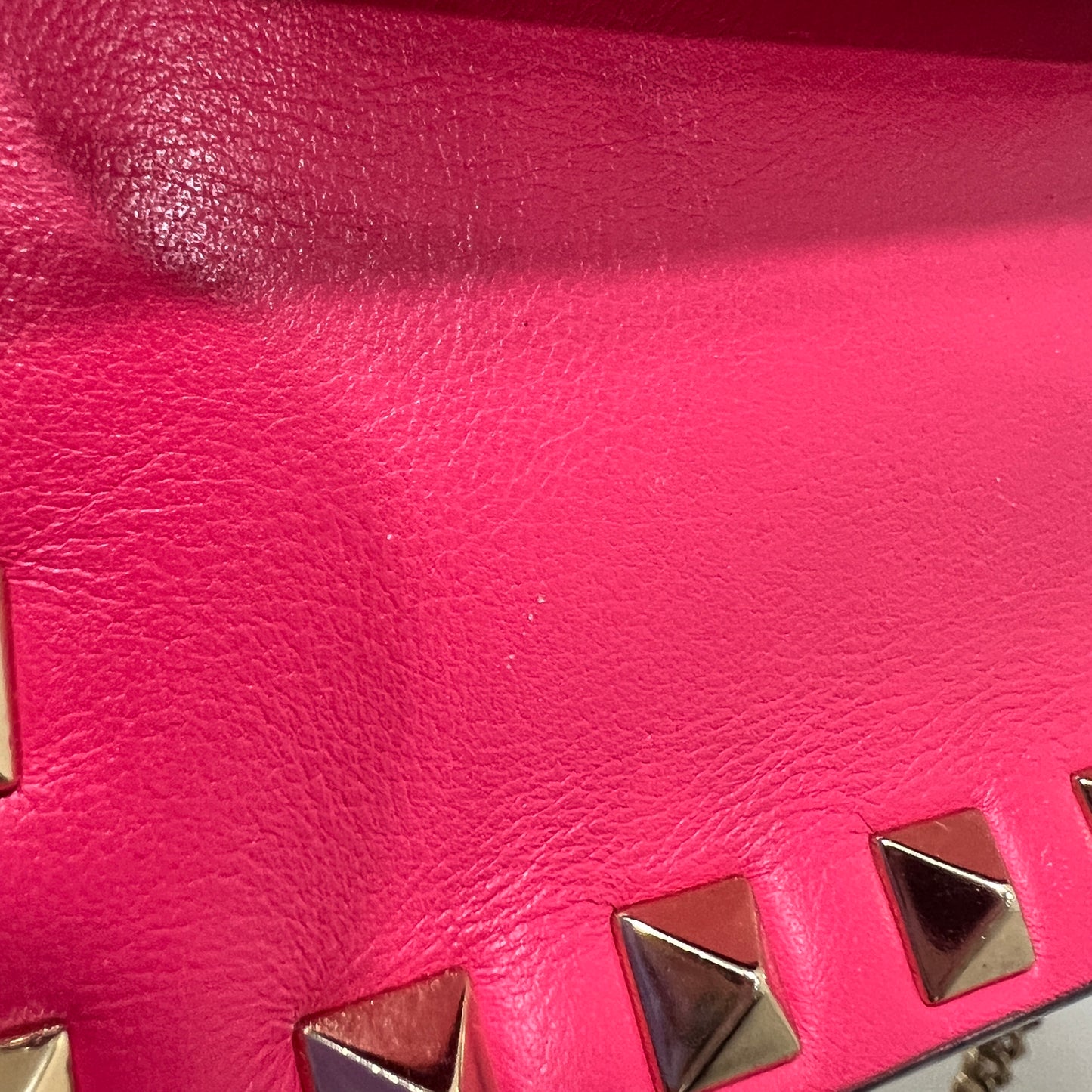VALENTINO Garavani Rockstud Flap Chain Bag