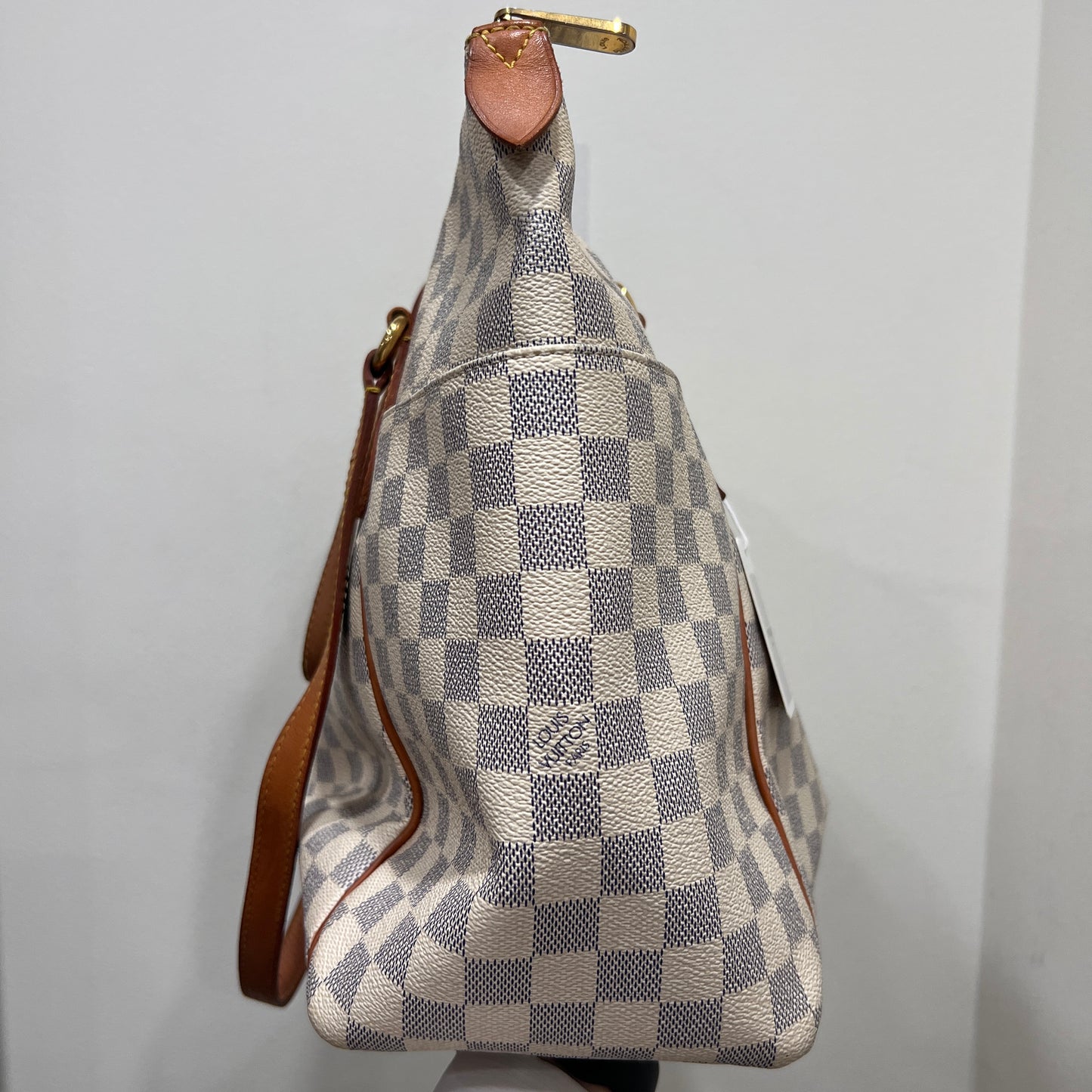 LOUIS VUITTON Totally MM Tote Bag