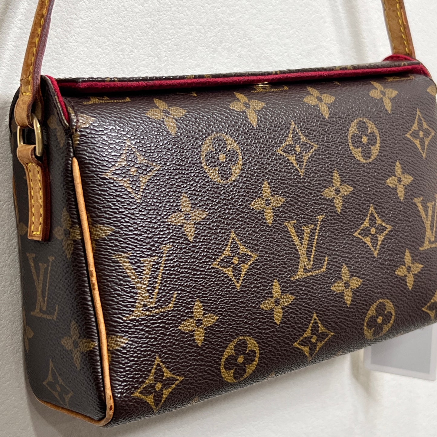LOUIS VUITTON Recital