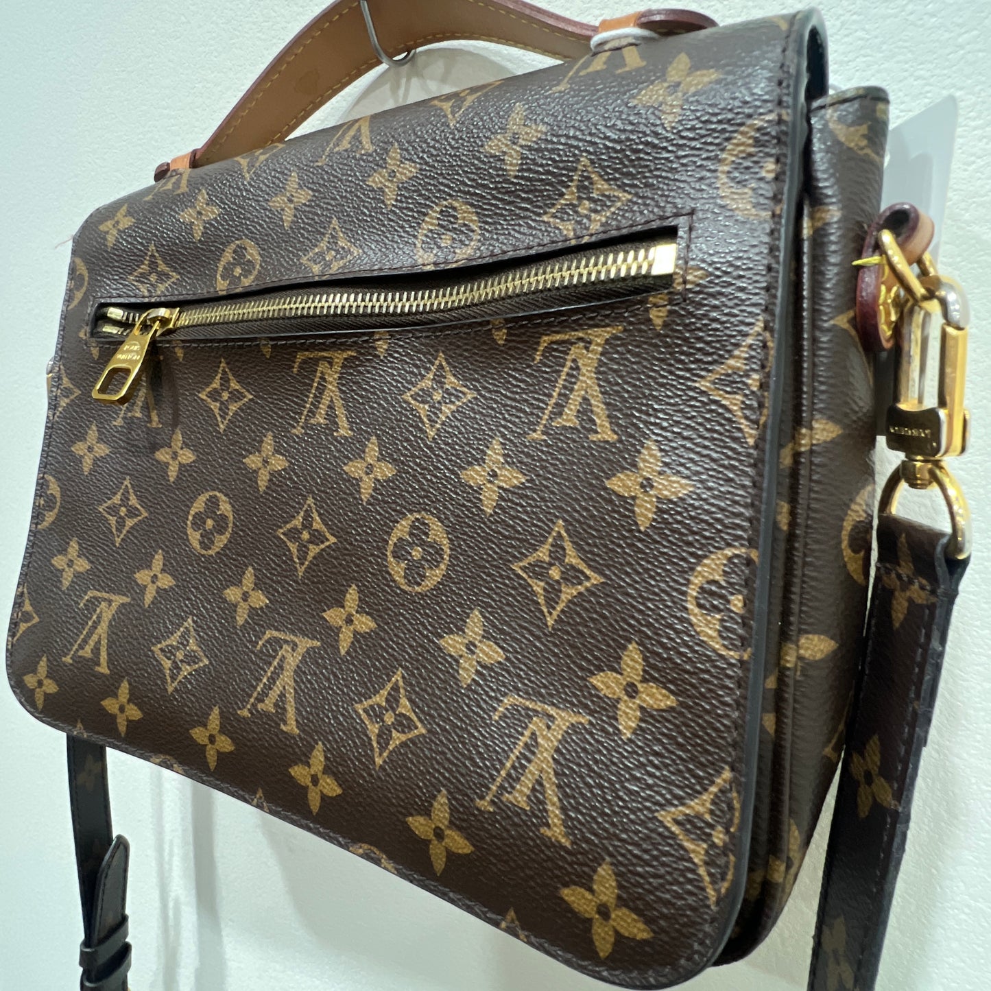 LOUIS VUITTON Metis Monogram (260130)