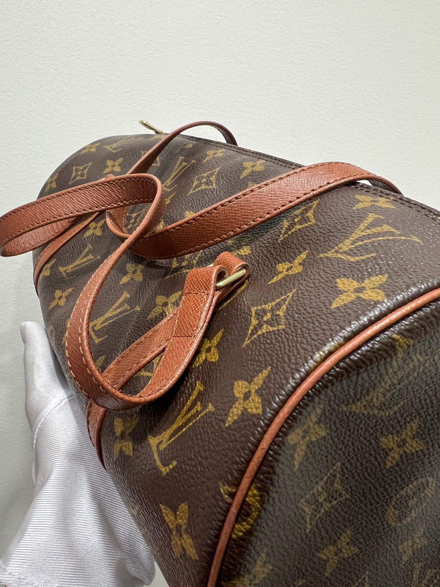LOUIS VUITTON Papillon