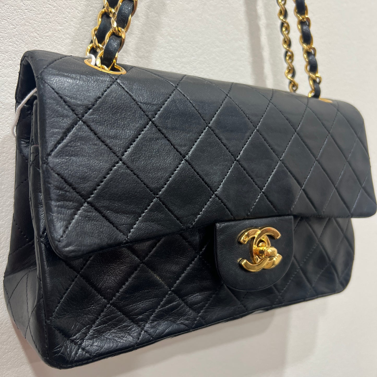 CHANEL CLASSIC DOUBLE FLAP 23cm