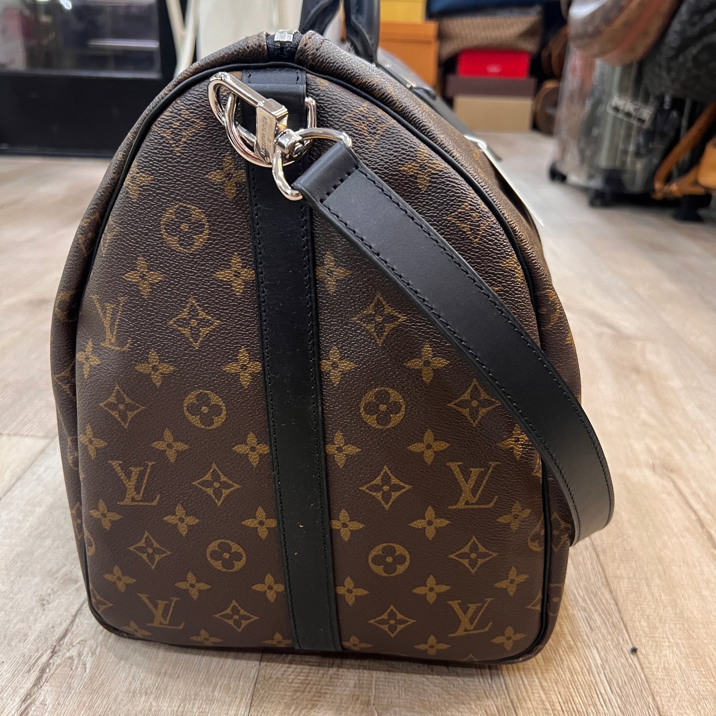 LOUIS VUITTON Bandouliere Keepall 55cm