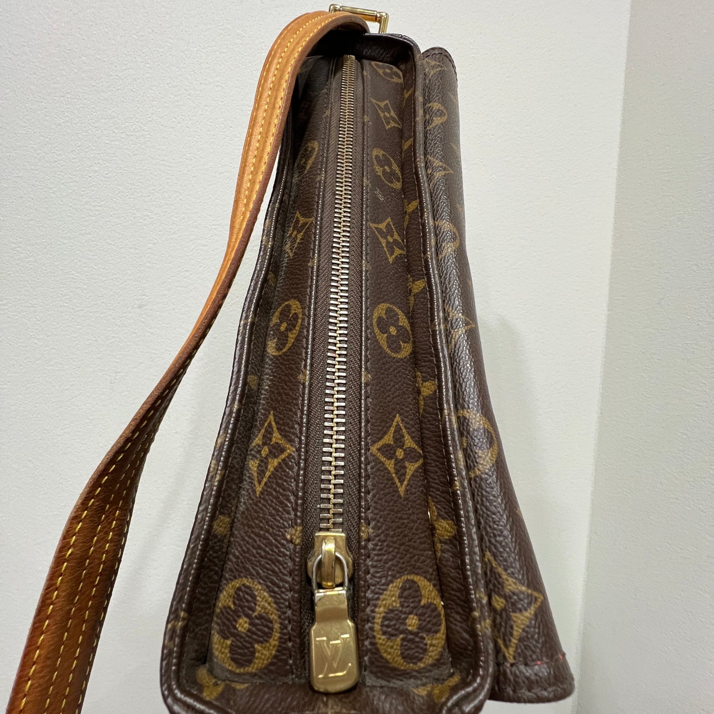 LOUIS VUITTON VIVE CITE MM