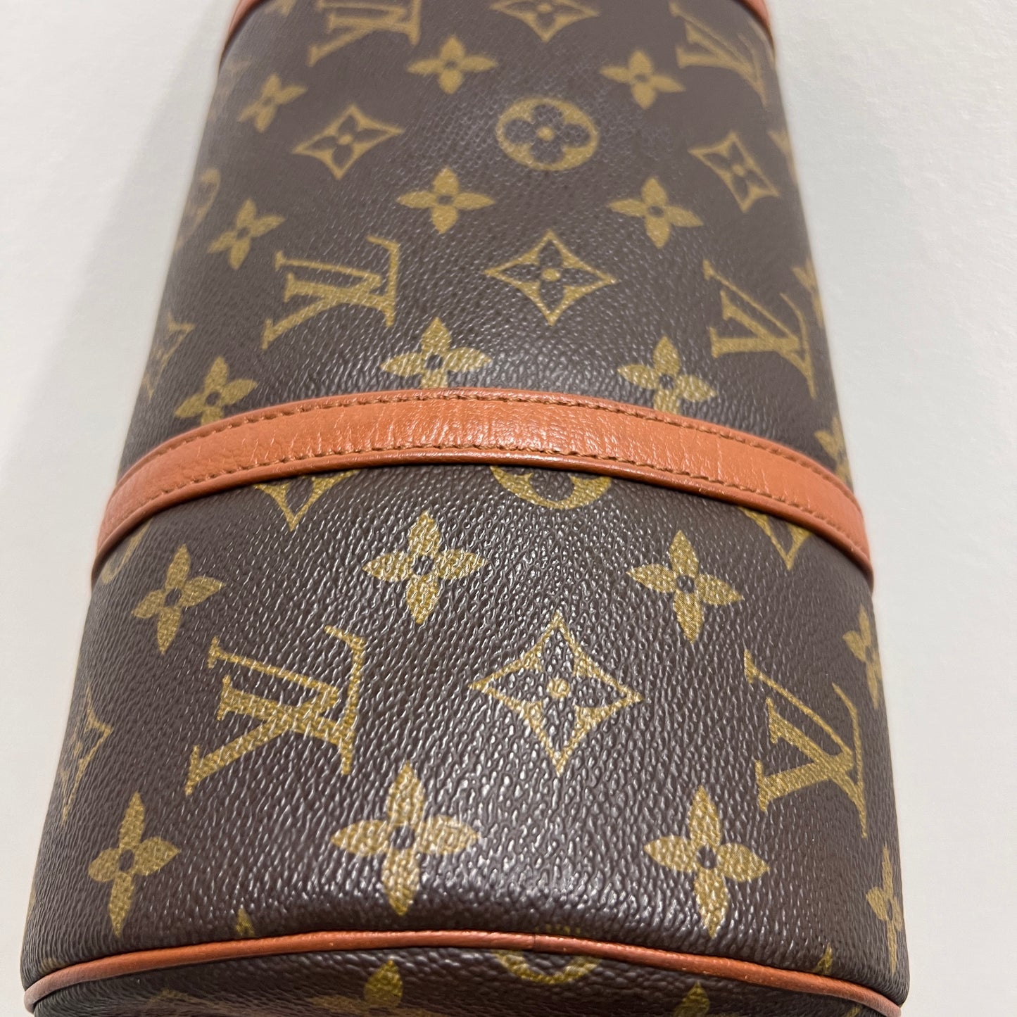 LOUIS VUITTON Papillon Monogram 30cm