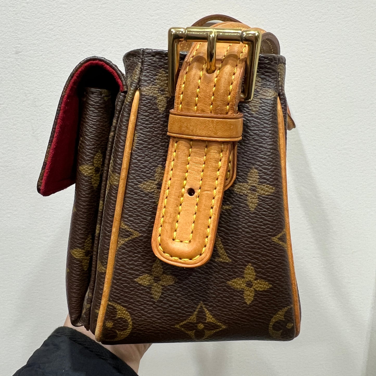 LOUIS VUITTON VIVE CITE MM