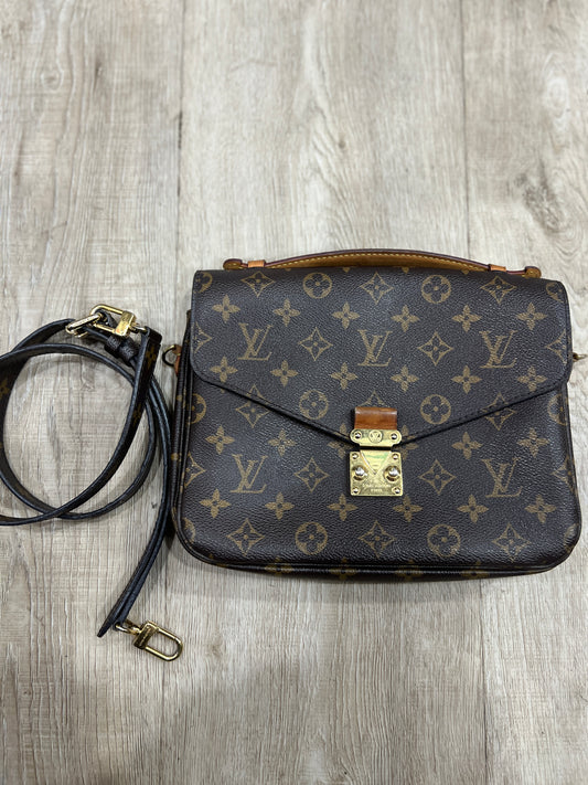 LOUIS VUITTON Pochette Metis Bag