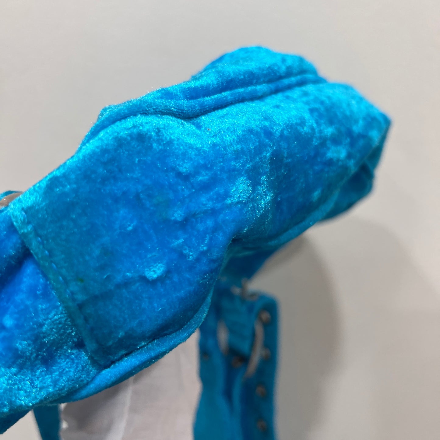 BALENCIAGA Le Cagole velvet handbag