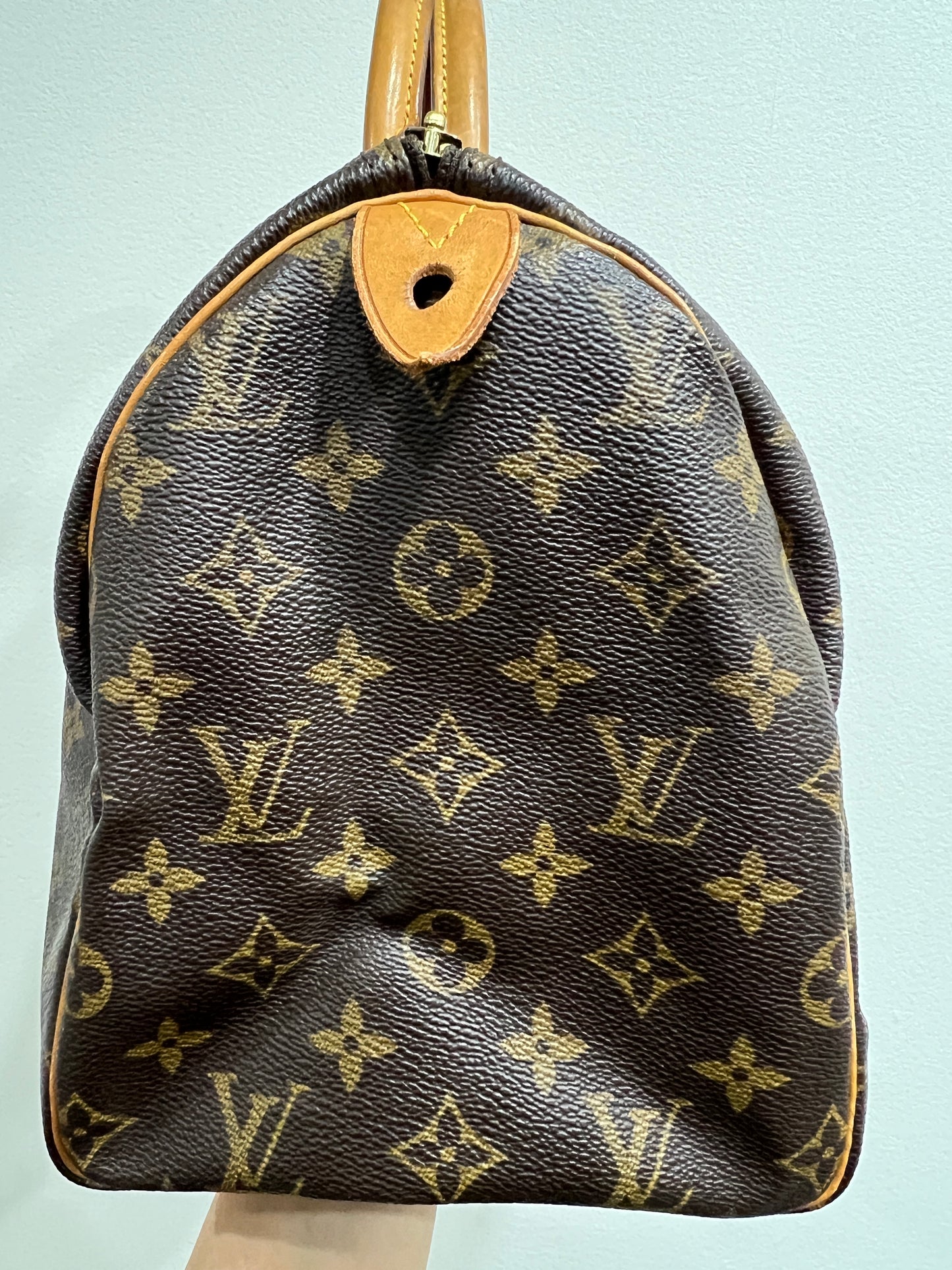 LOUIS VUITTON Speedy 30