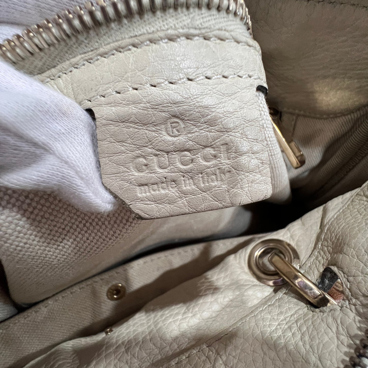 GUCCI Gucci Bamboo White Leather Handbag Shoulder Bag (strap not included)