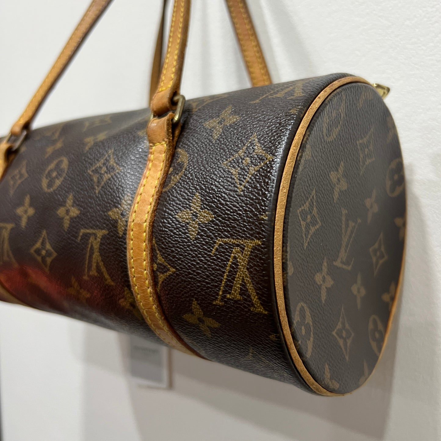 LOUIS VUITTON Papillon 27