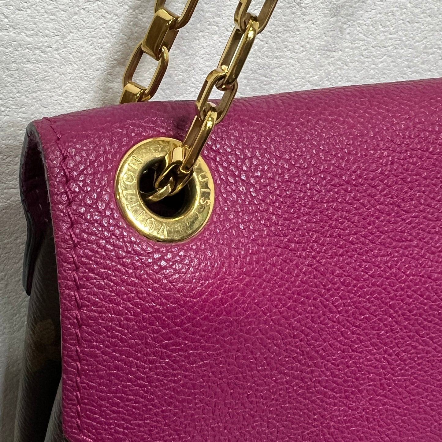 LOUIS VUITTON Pallas Chain Bag