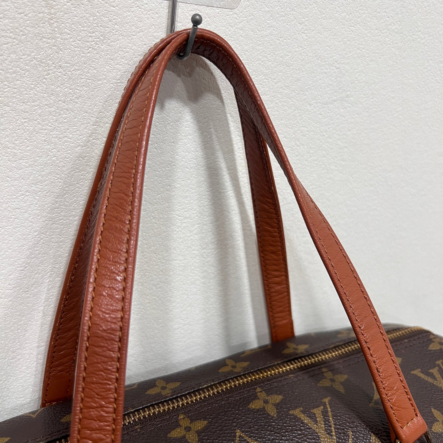 LOUIS VUITTON Papillon Monogram 30cm
