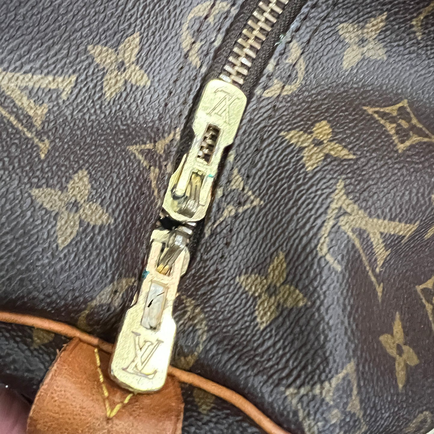 LOUIS VUITTON Keepall 55 (5627799)