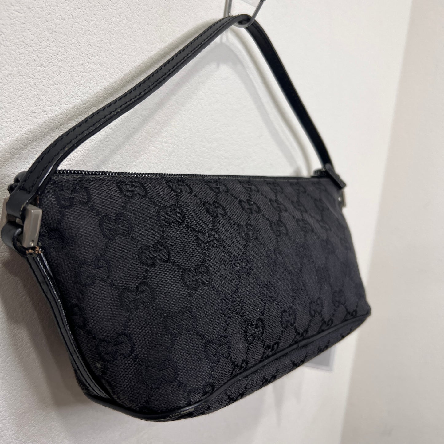 GUCCI Canvas Black Handbag (53660)