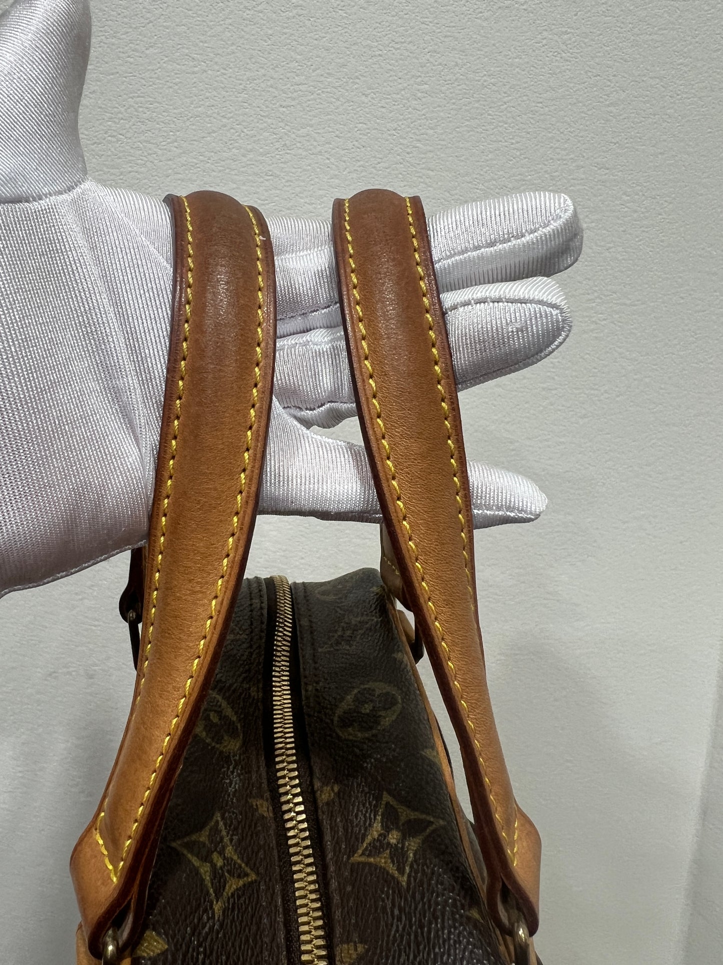 LOUIS VUITTON Excentri-Cite Satchel Handbag