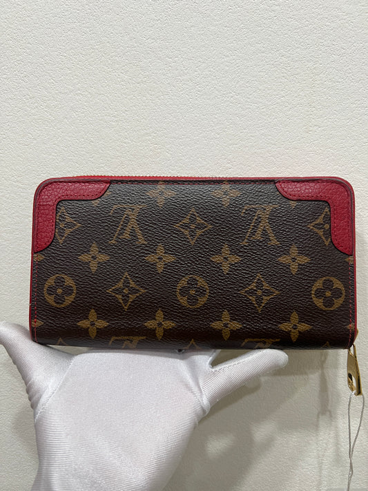 LOUIS VUITTON Zippy Retro Long Wallet