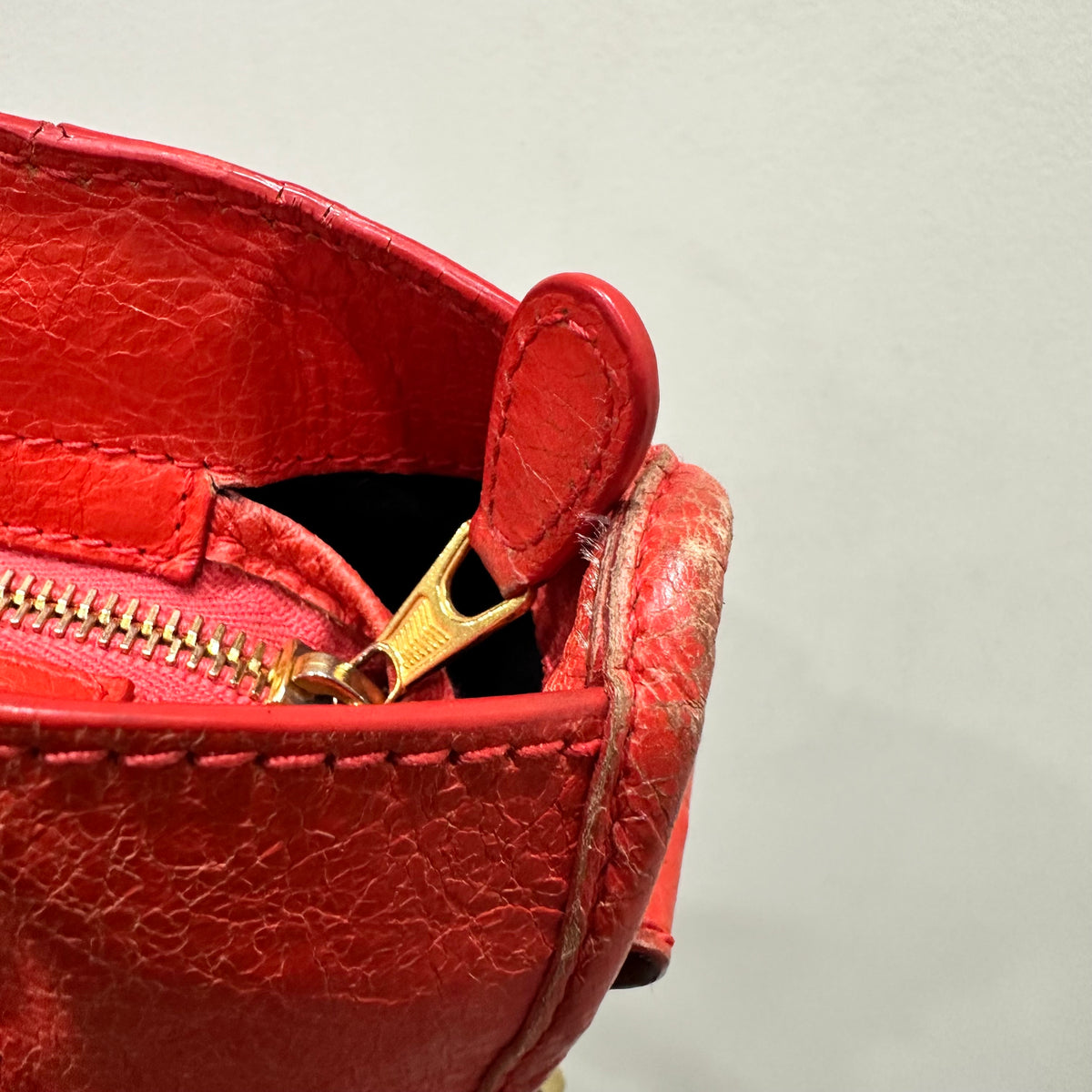 BALENCIAGA City Bag Medium Gold Hardware