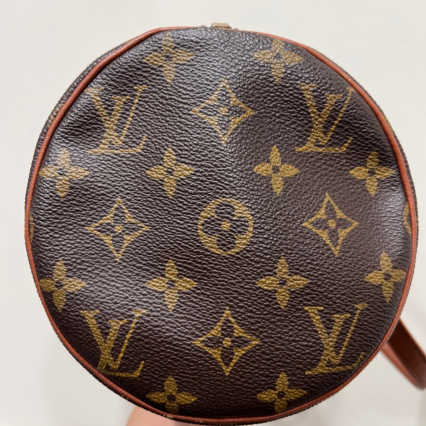 LOUIS VUITTON Papillon Monogram 30cm