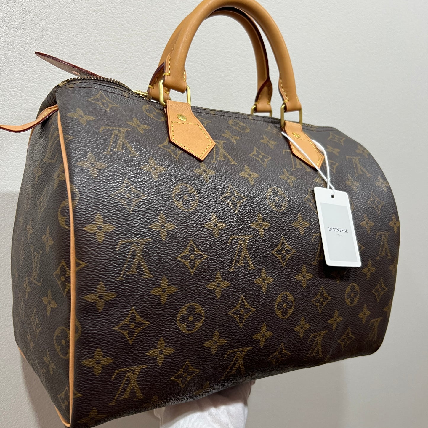 LOUIS VUITTON Speedy 30