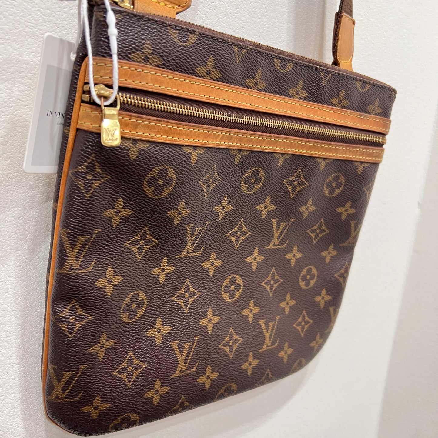 LOUIS VUITTON Pochette Bosphore