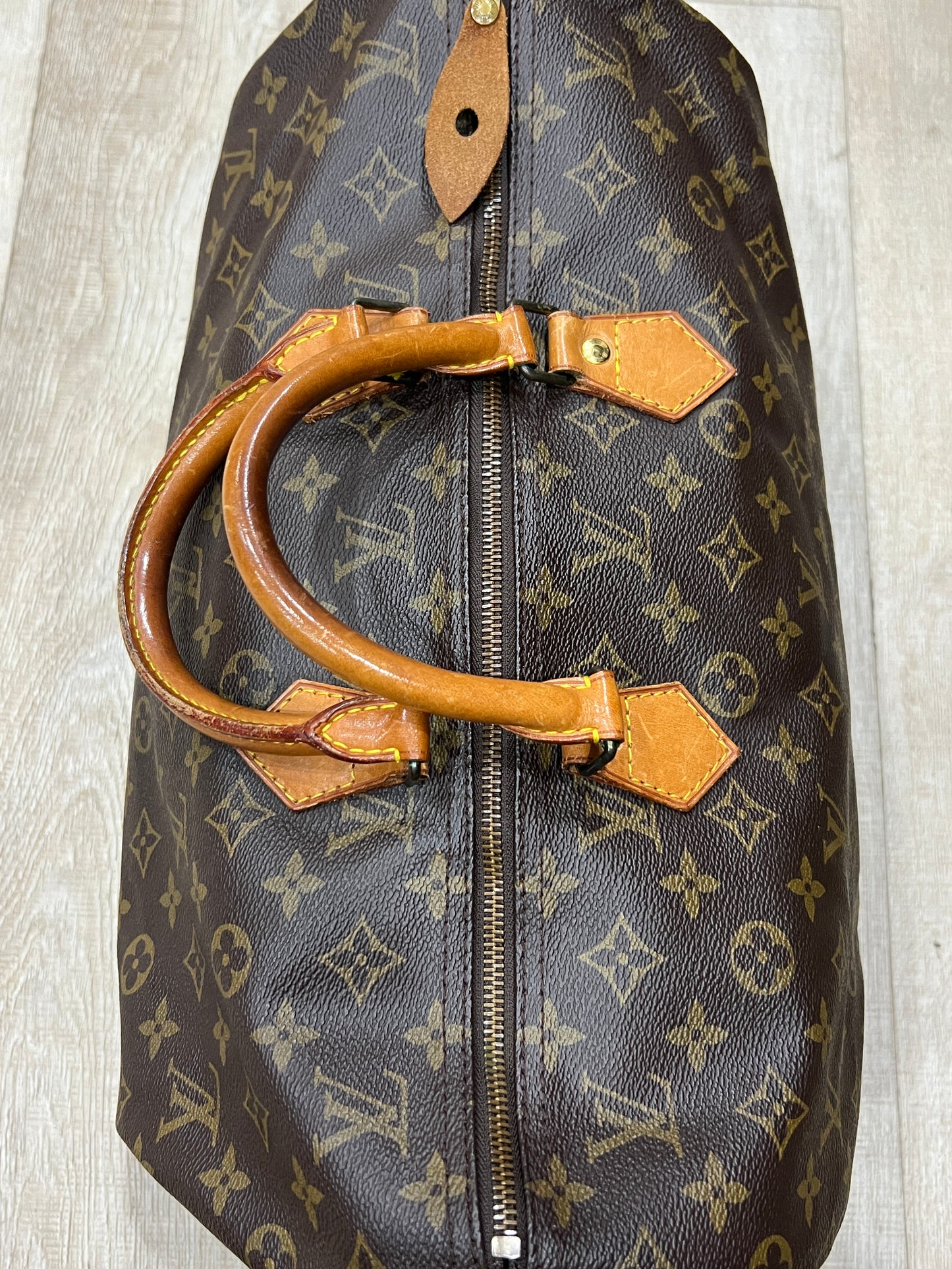 LOUIS VUITTON Speedy 40