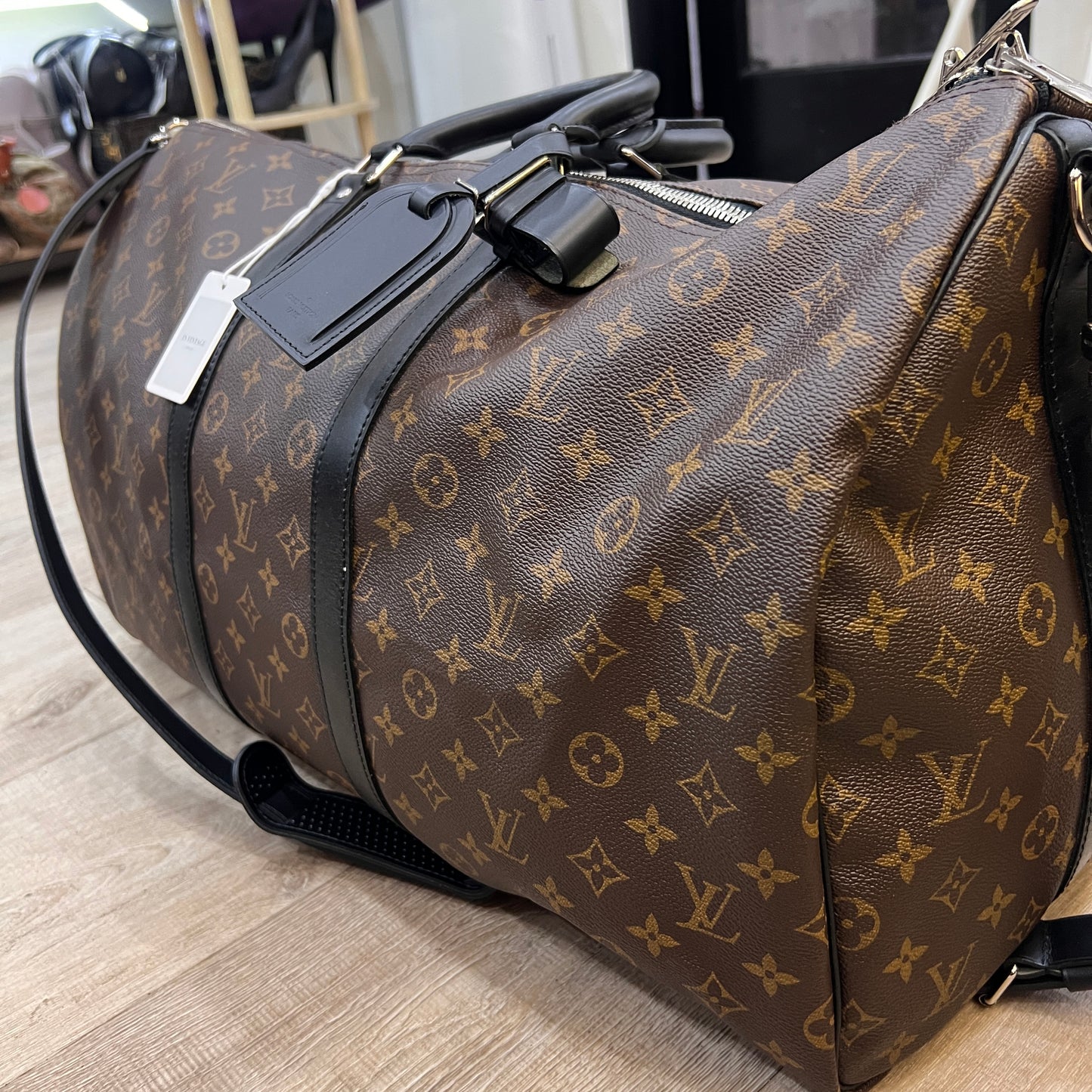 LOUIS VUITTON Bandouliere Keepall 55cm
