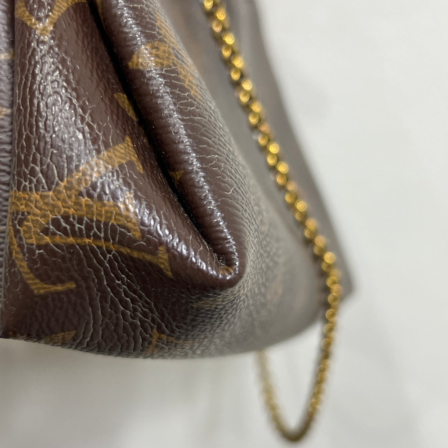 LOUIS VUITTON Pallas Clutch Red with Long Strap