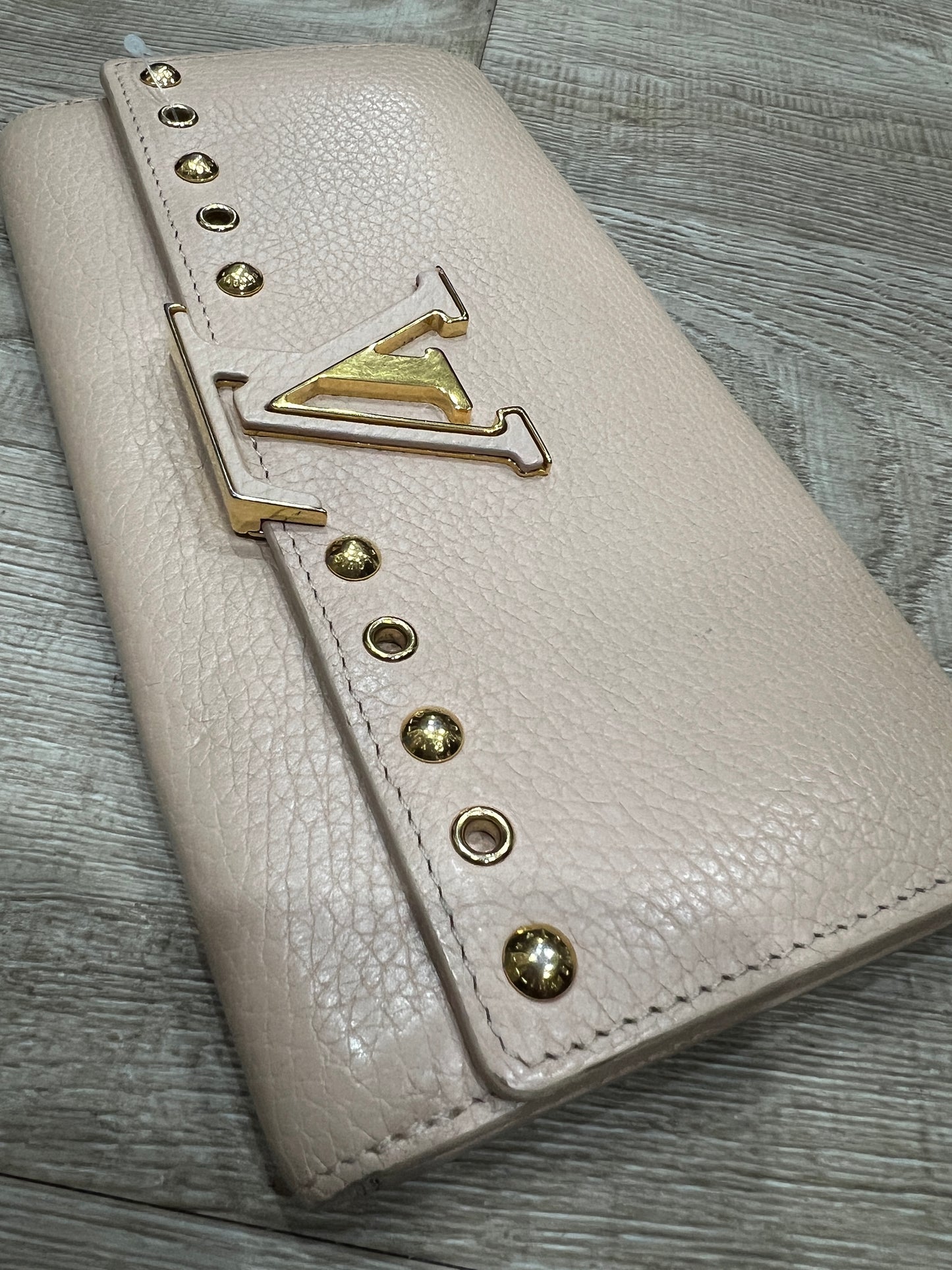 LOUIS VUITTON Wallet