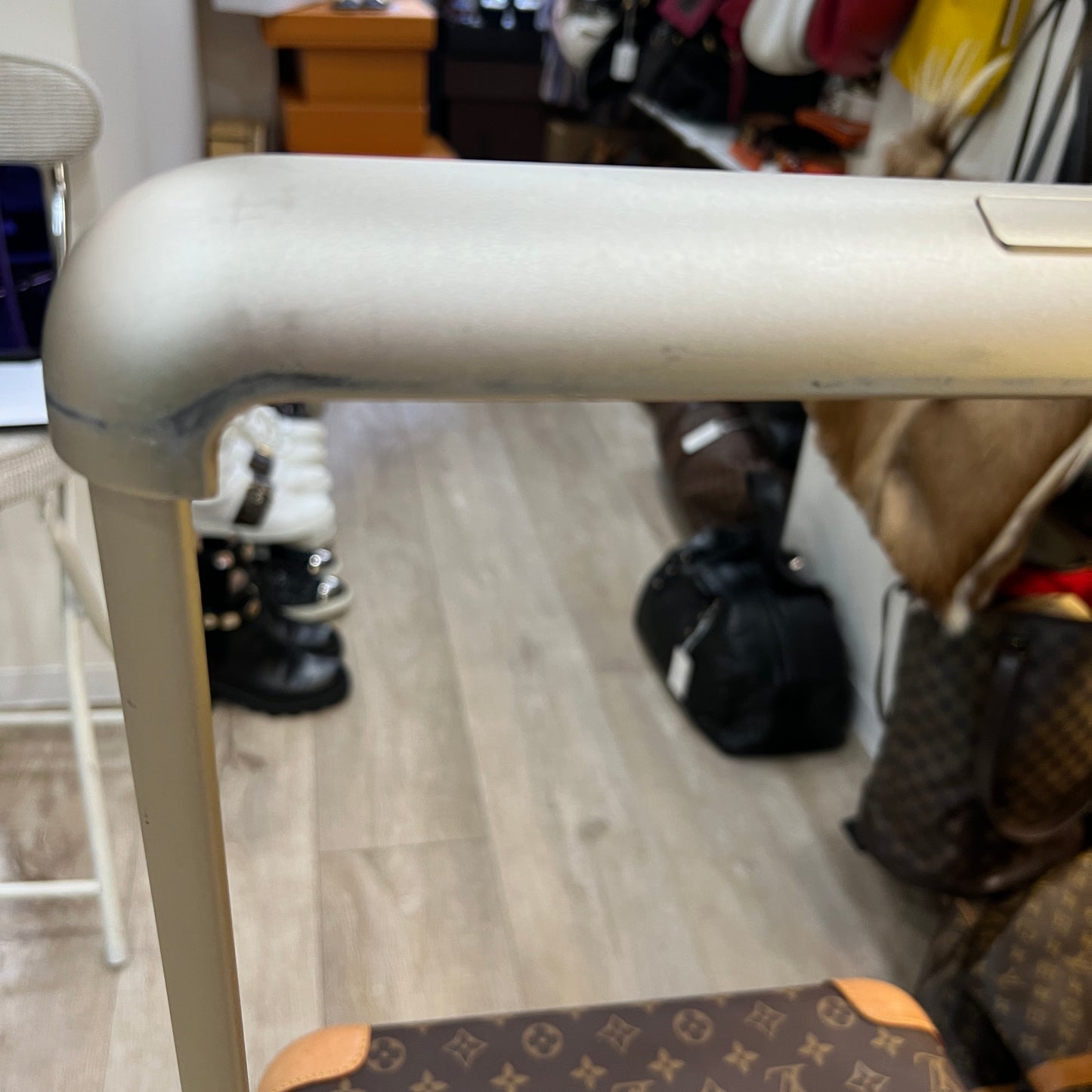 LOUIS VUITTON Horizon 55 suitcase