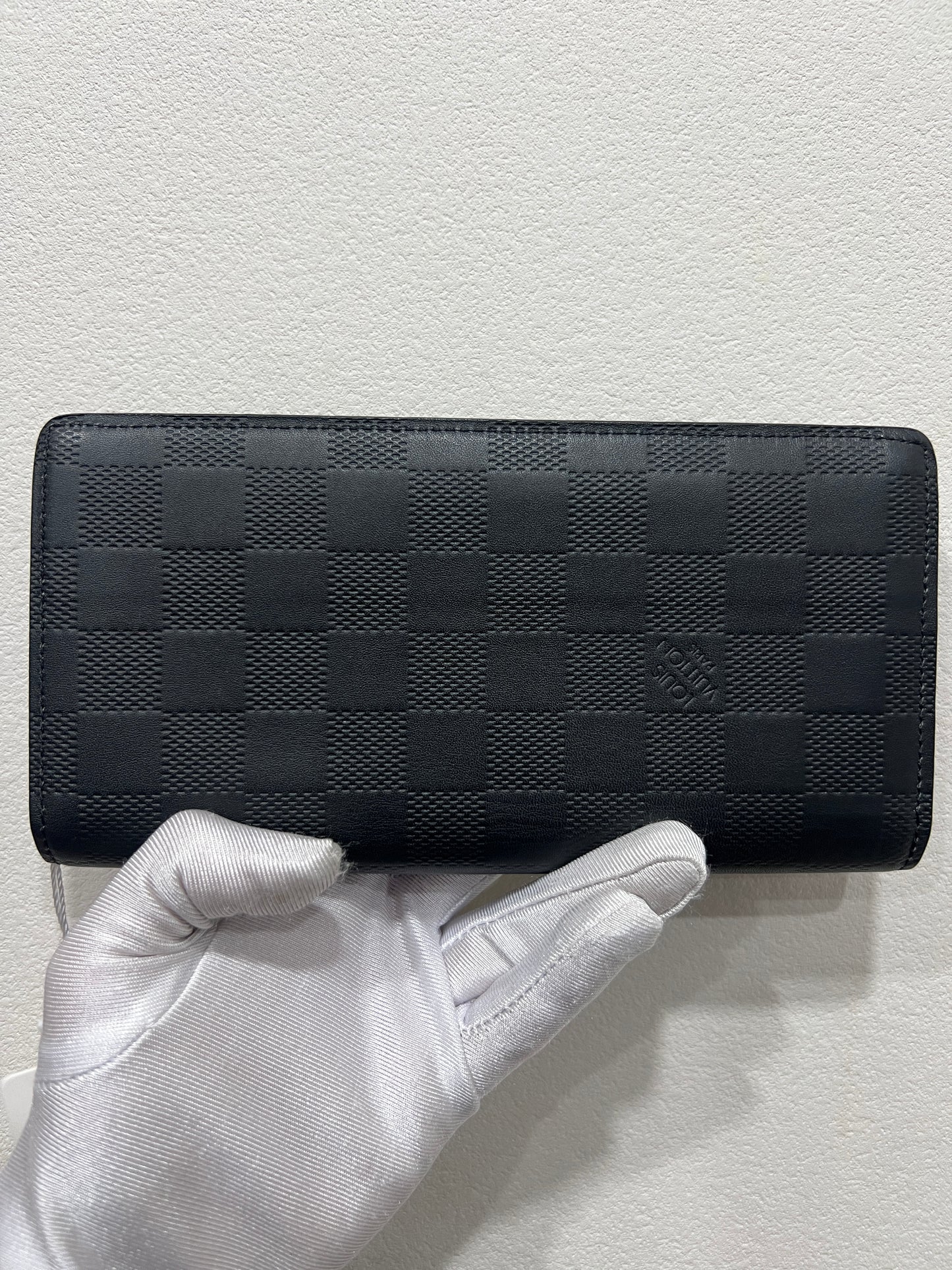 LOUIS VUITTON Brazza Wallet