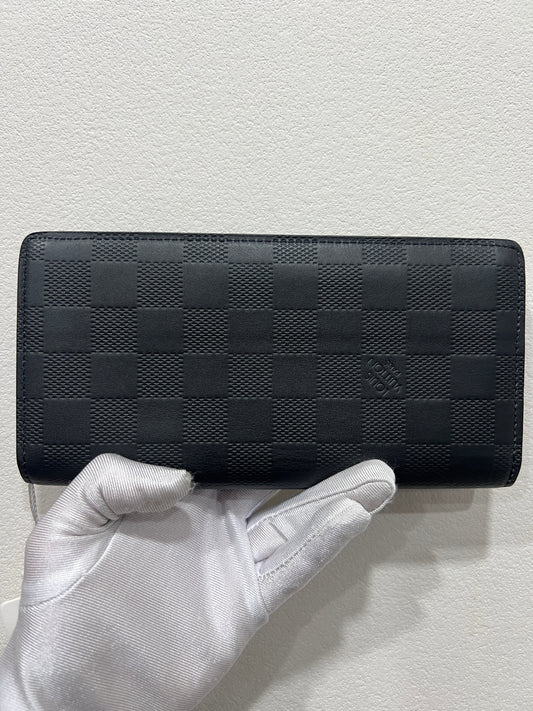 LOUIS VUITTON Brazza Wallet