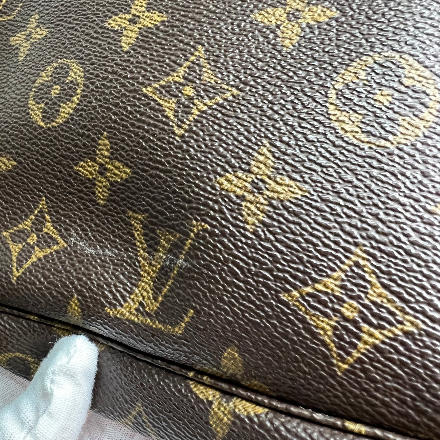 LOUIS VUITTON Accessory Pochette with Long Strap
